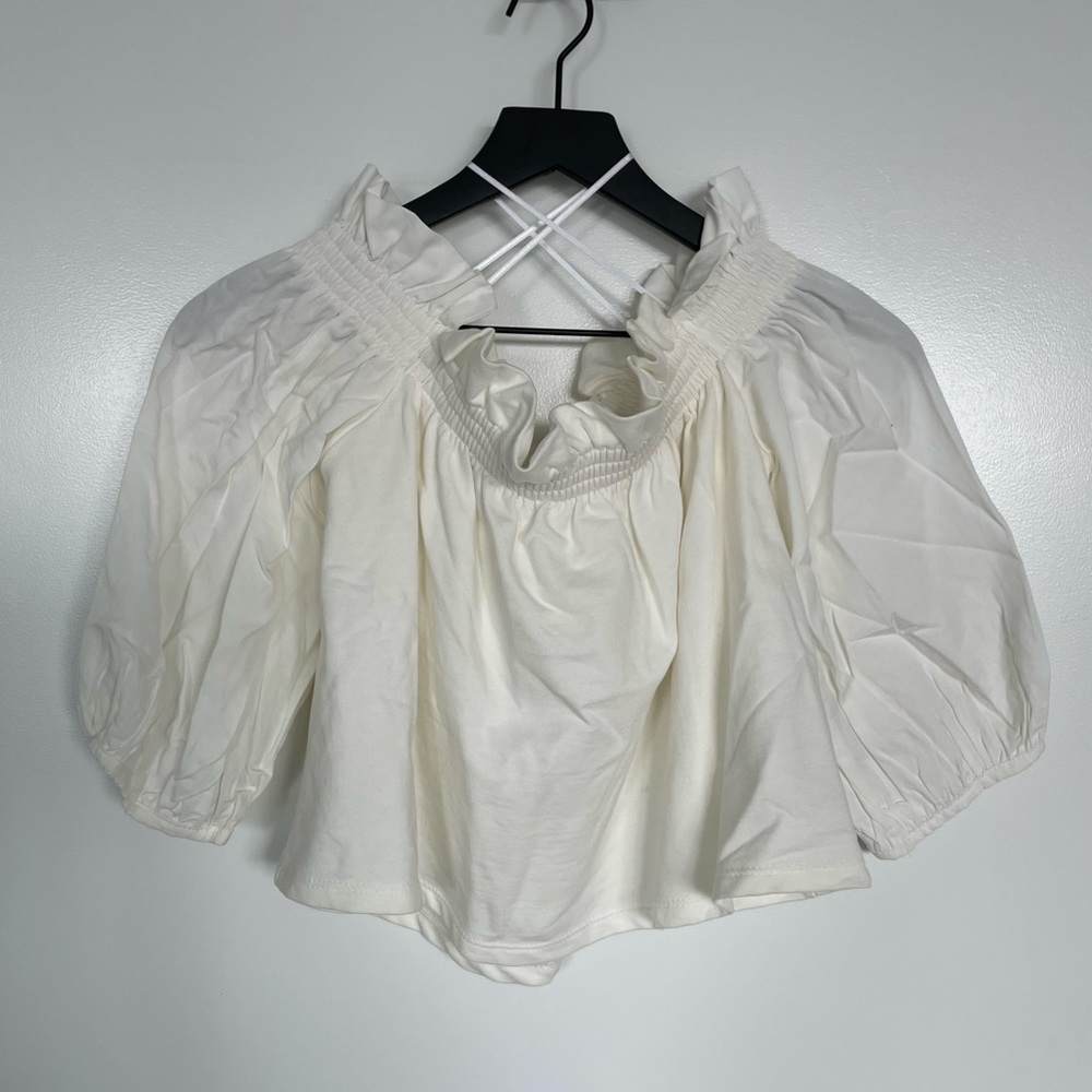 Zara Women Basic Collection flowy/dressy off-white top | size S